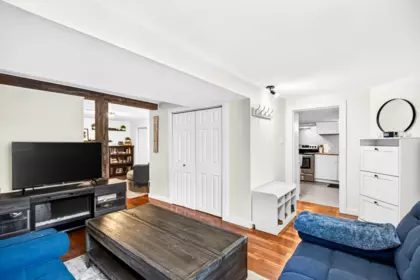 Mudroom Photo of 8134 Cedar Street, Mission, BC