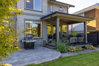Backyard Photo of 358 W 15th Street, North Vancouver, BC