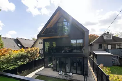 Street View Photo of 2 2145 Napier Street, Vancouver, BC