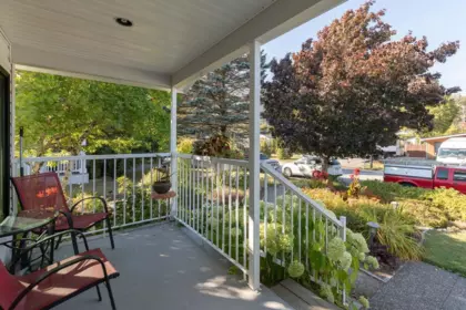 Family Room Photo of 1008 Edgewater Crescent, Squamish, BC