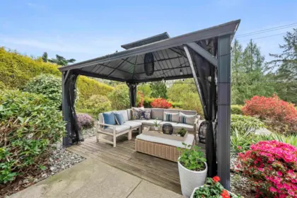 16071 8 Avenue, Surrey, BC, Surrey — Single Family Residence for sale