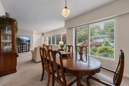 429 Newlands Road, West Vancouver, BC, West vancouver — Single Family Residence for sale