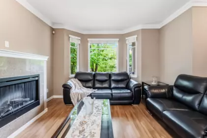 23 6575 192 Street, Surrey, BC, Surrey — Townhouse for sale