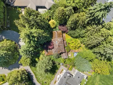 Breakfast Nook Photo of 14069 26a Avenue, Surrey, BC