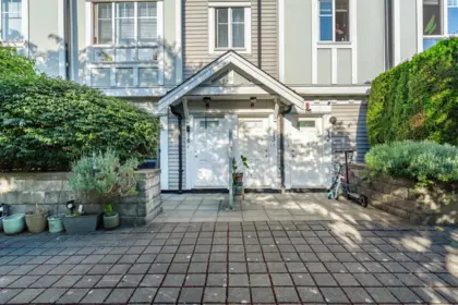 14 13239 Old Yale Road, Surrey, BC, Surrey — Apartment/Condo for sale