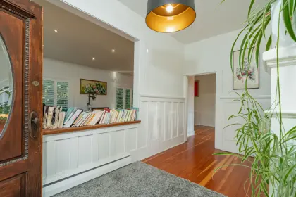 906 Fifth Street, New Westminster, BC, New westminster — Single Family Residence for sale