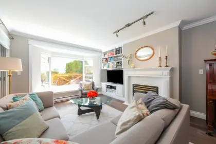 102 7231 Antrim Avenue, Burnaby, BC, Burnaby — Apartment/Condo for sale