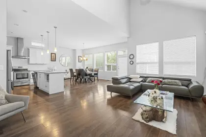 27516 28 Avenue, Langley, BC, Langley — Single Family Residence for sale
