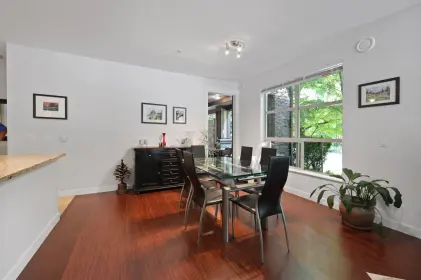 106 1468 St. Andrews Avenue, North Vancouver, BC, North vancouver — Apartment/Condo for sale