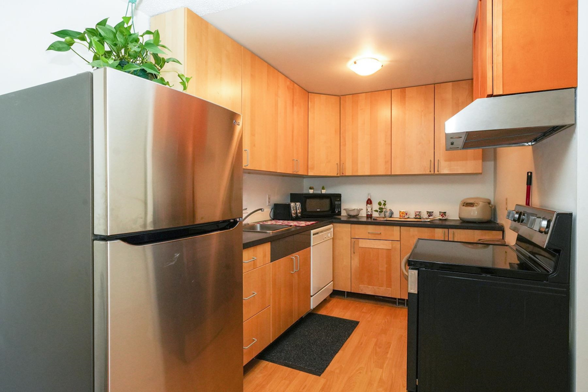 Kitchen Photo of 310 7240 Lindsay Road, Richmond, BC
