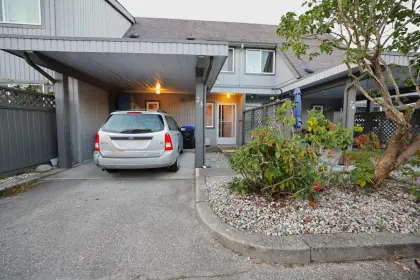 23 5761 Wharf Avenue, Sechelt, BC, Sechelt — Townhouse for sale