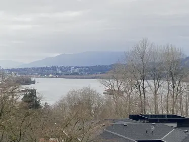 7298 Barnet Road, Burnaby, BC, Burnaby — Single Family Residence for sale