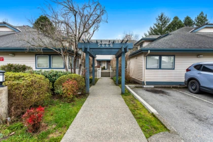 29 5666 208th Street, Langley, BC, Langley — Townhouse for sale