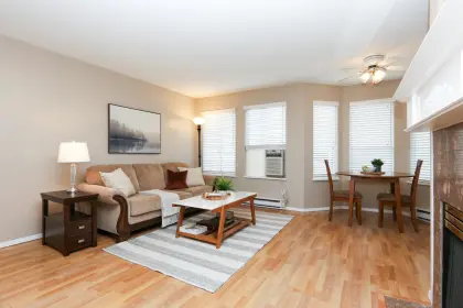 201 46000 First Avenue, Chilliwack, BC, Chilliwack — Apartment/Condo for sale