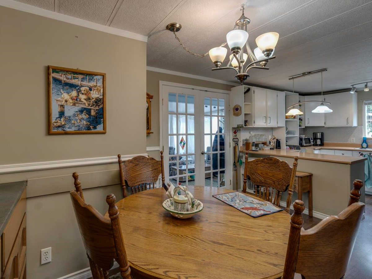 Primary Bathroom Photo of 70 31313 Livingstone Avenue, Abbotsford, BC