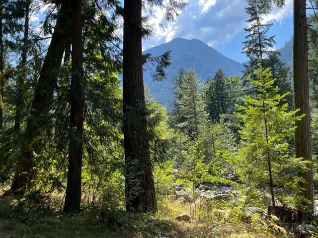 Basement Recreation Room Photo of 18 19743 Foster Road, Hope, BC