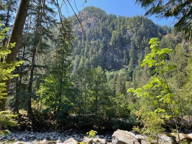 Laundry Room Photo of 18 19743 Foster Road, Hope, BC