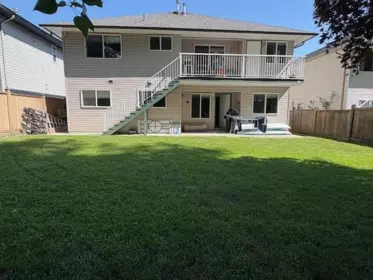 11789 Creekside Street, Maple Ridge, BC, Maple ridge — Single Family Residence for sale