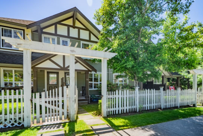 64 4401 Blauson Boulevard, Abbotsford, BC, Abbotsford — Townhouse for sale