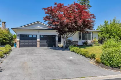 32995 Whidden Avenue, Mission, BC, Mission — Single Family Residence for sale