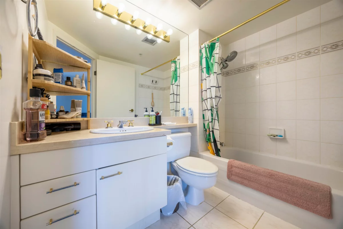 Bedroom 2 Photo of 2505 388 Drake Street, Vancouver, BC