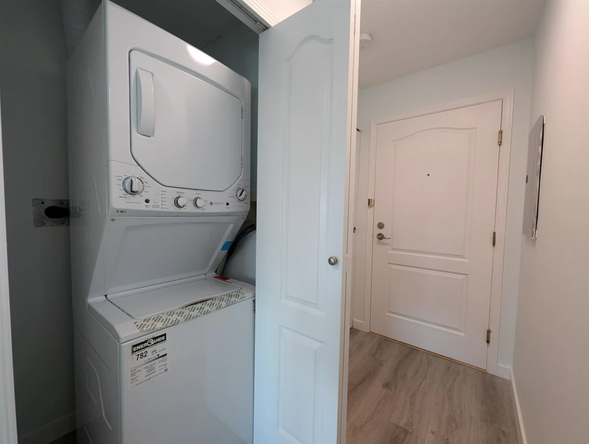 Bedroom 4 Photo of 904 6119 Cooney Road, Richmond, BC