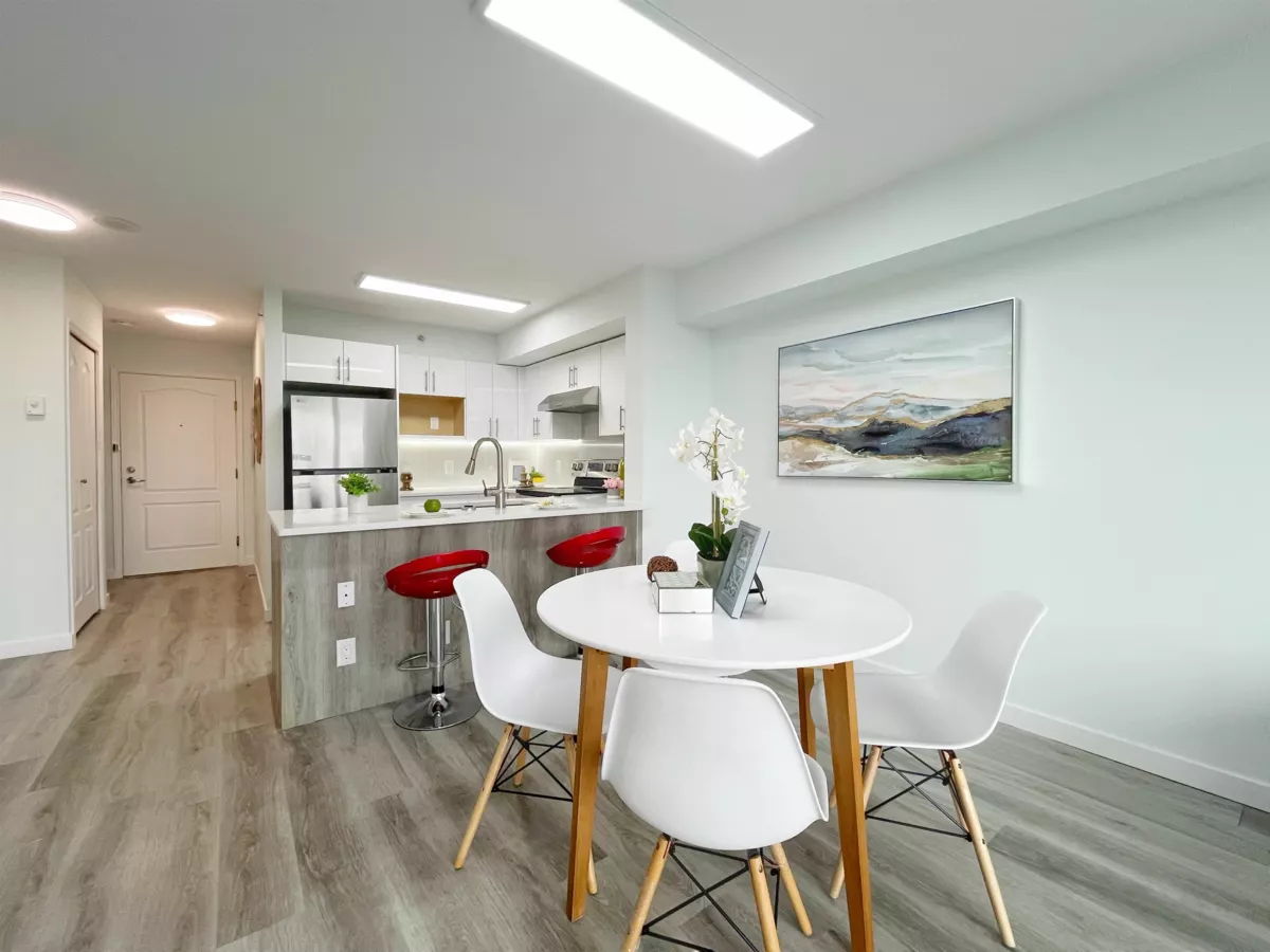 Pantry Photo of 904 6119 Cooney Road, Richmond, BC