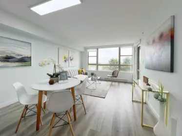 Family Room Photo of 904 6119 Cooney Road, Richmond, BC