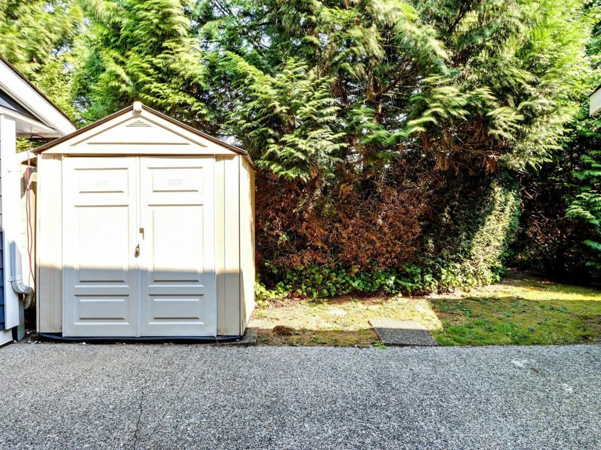 Loft / Bonus Room Photo of 3 9151 Forest Grove Drive, Burnaby, BC