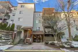 G08 10698 151a Street, Surrey, BC