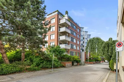 207 2228 Marstrand Avenue, Vancouver, BC, Vancouver — Apartment/Condo for sale