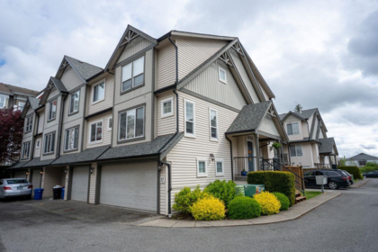 17 8917 Edward Street, Chilliwack, BC, Chilliwack — Townhouse for sale