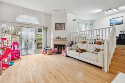 2383 Quayside Court, Vancouver, BC, Vancouver — Townhouse for sale
