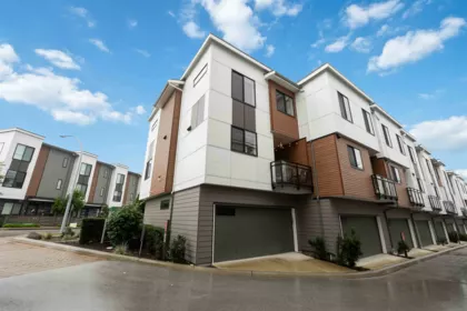 22 1639 162 Street, Surrey, BC, King George Corridor — 4 bed townhouse for sale