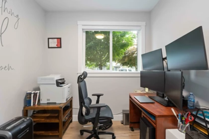 Office / Den Photo of 22 1639 162 Street, Surrey, BC