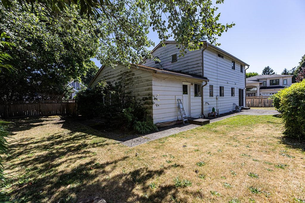 Hallway Photo of 6451 Camsell Crescent, Richmond, BC
