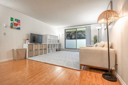 203 5471 Arcadia Road, Richmond, BC, Richmond — Apartment/Condo for sale