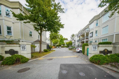 205 10320 156 Street, Surrey, BC, Surrey — Apartment/Condo for sale