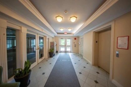 205 10320 156 Street, Surrey, BC, Surrey — Apartment/Condo for sale