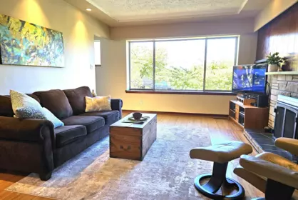 4362 Cambridge Street, Burnaby, BC, Burnaby — Single Family Residence for sale