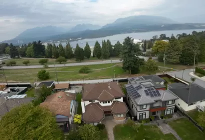 4362 Cambridge Street, Burnaby, BC, Burnaby — Single Family Residence for sale