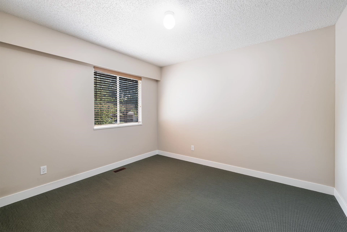 Powder Room Photo of 10117 Lawson Drive, Richmond, BC