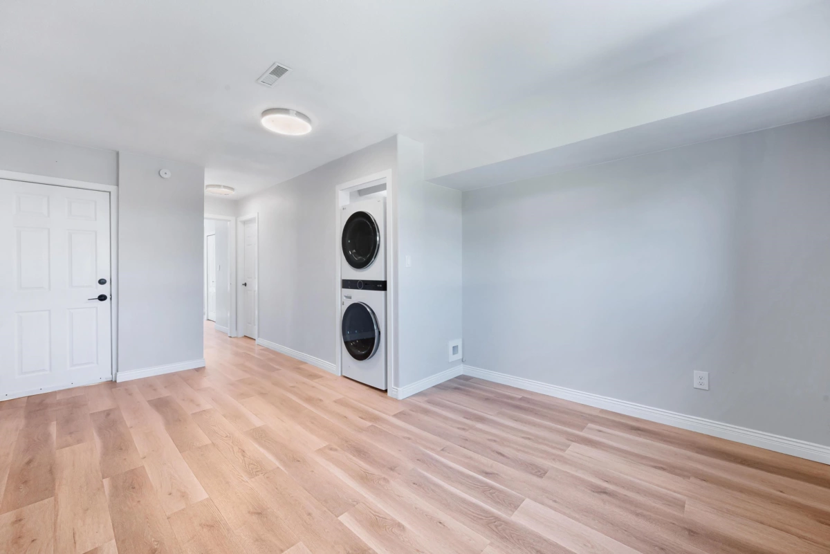 Entry Foyer Photo of 11850 Greenhaven Court, Pitt Meadows, BC