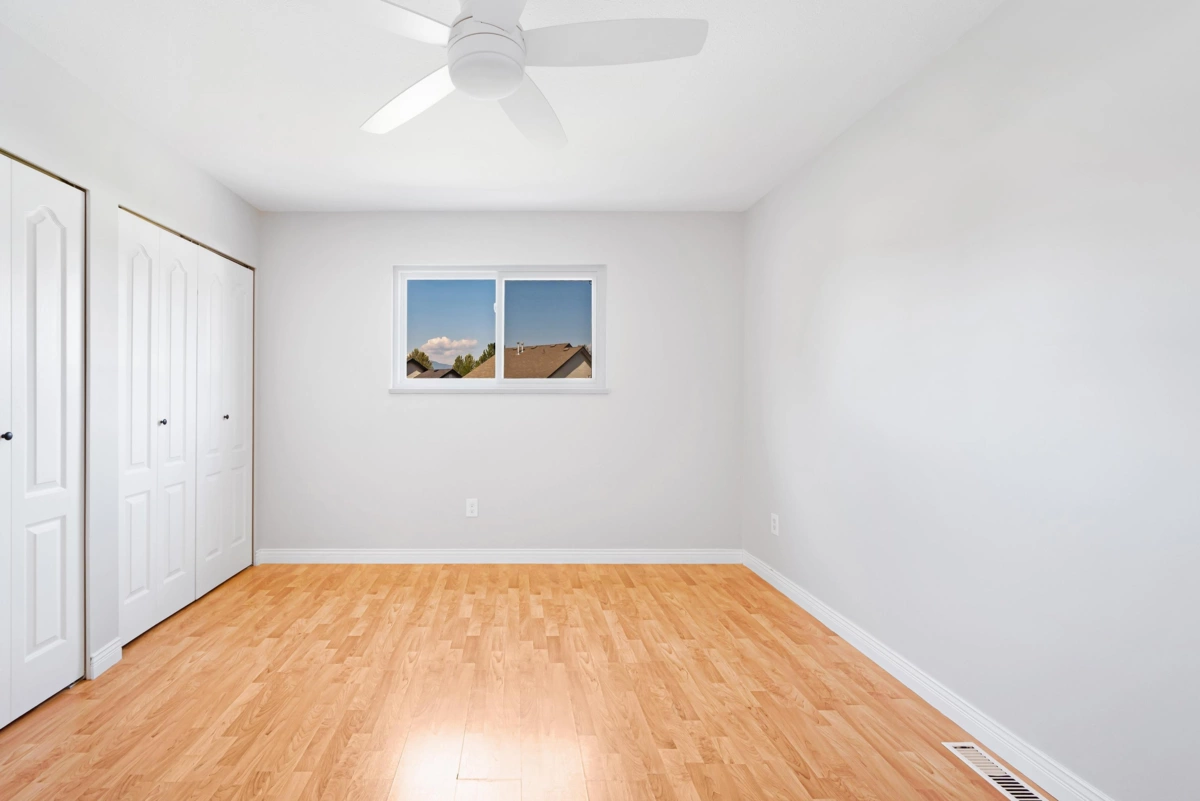 Kitchen Island Photo of 11850 Greenhaven Court, Pitt Meadows, BC