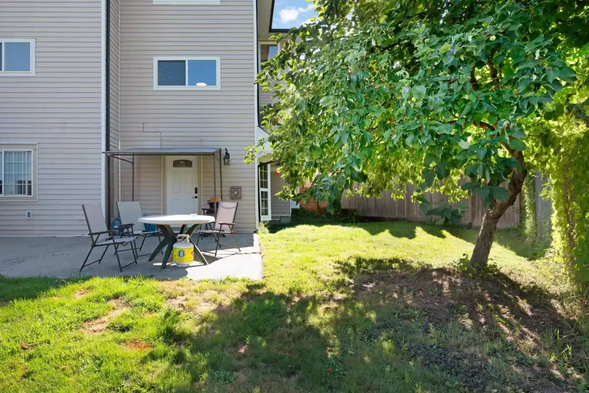 Outdoor Kitchen Photo of 11850 Greenhaven Court, Pitt Meadows, BC