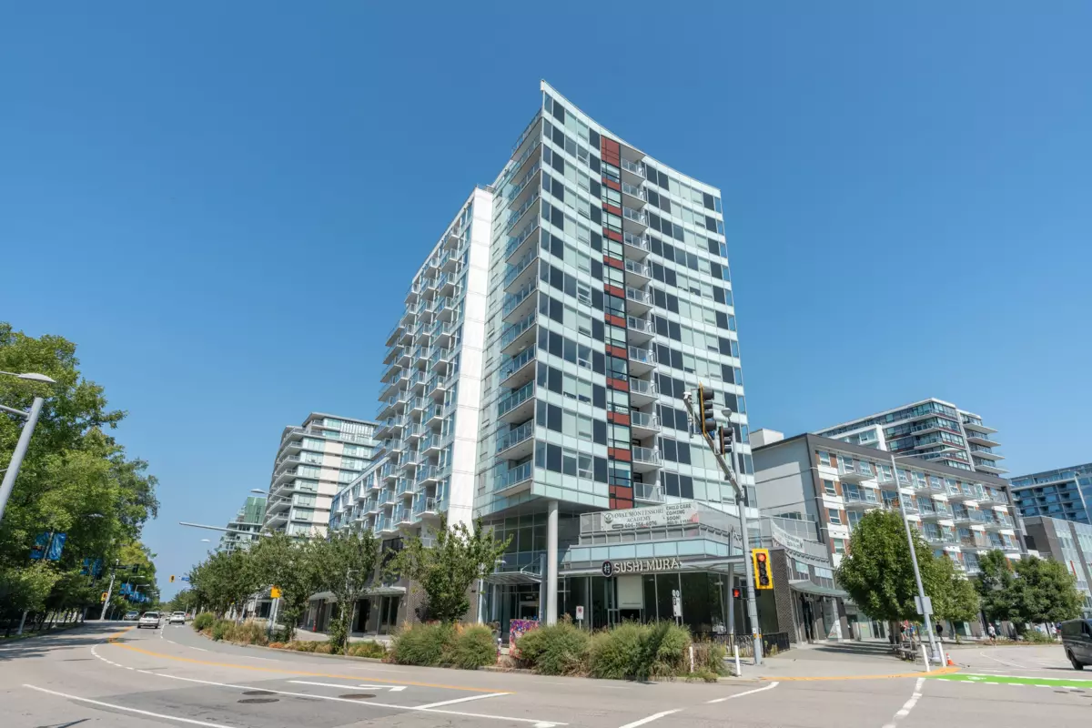 Fitness Center Photo Near 703 5508 Hollybridge Way, Richmond, BC