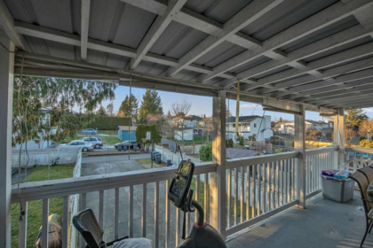 Basement Recreation Room Photo of 8825 160 Street, Surrey, BC