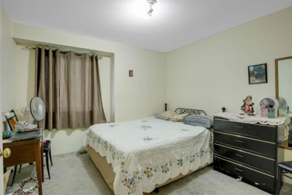 Bedroom 3 Photo of 8825 160 Street, Surrey, BC