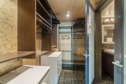 Basement Recreation Room Photo of 2201 909 Burrard Street, Vancouver, BC