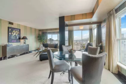Breakfast Nook Photo of 2201 909 Burrard Street, Vancouver, BC